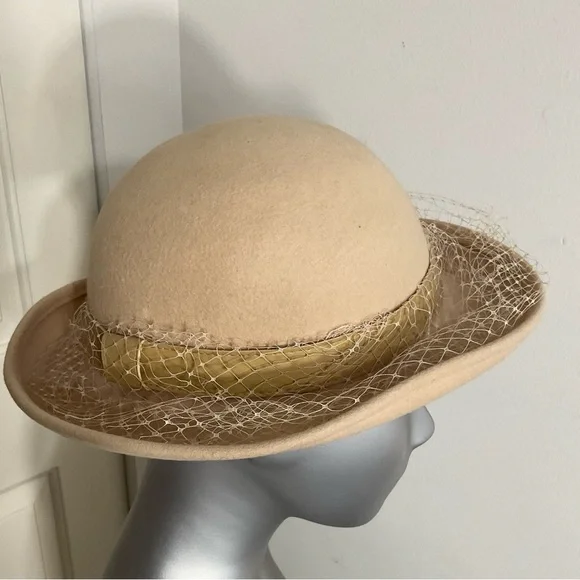 Vintage 80’s Spendide Designer’s Touch Wool Veiled Hat Taupe Netting USA - Picture 4 of 7
